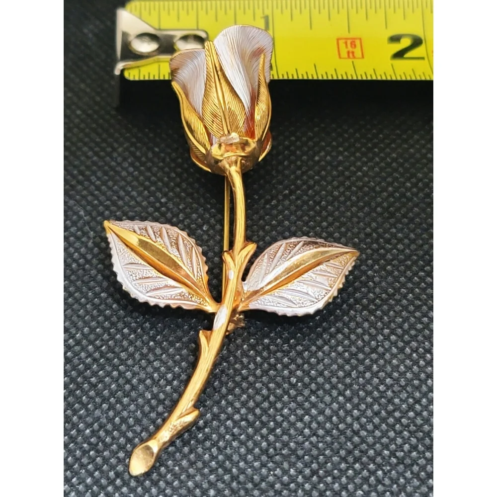 Mid Century Modern Gold And Silver Rose Brooch - Picture 9 of 9